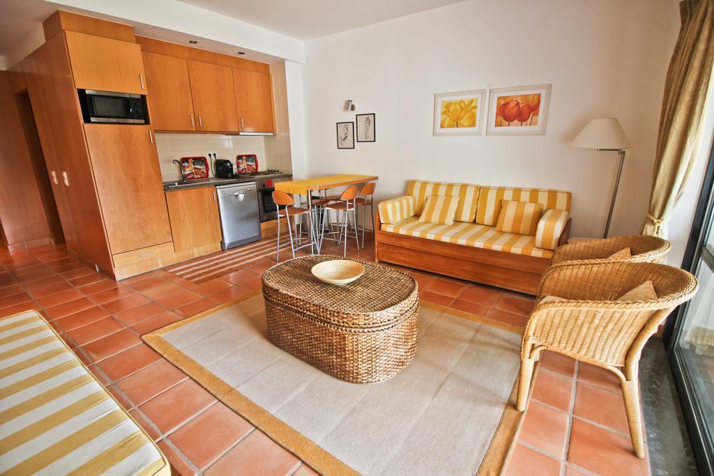 Apartamento T1 Em Lagos Com Piscina E Garagem Kültér fotó